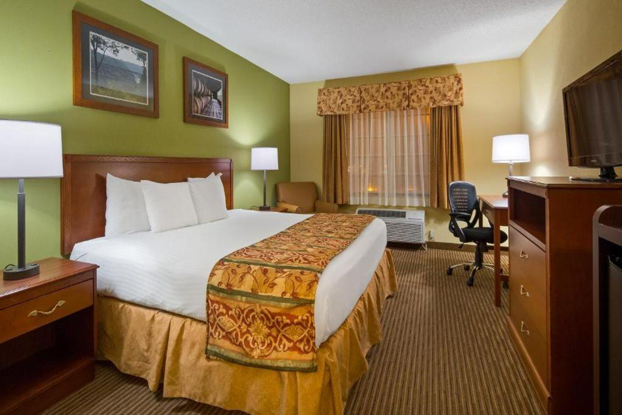 Best Western Lawrenceburg Inn Екстериор снимка