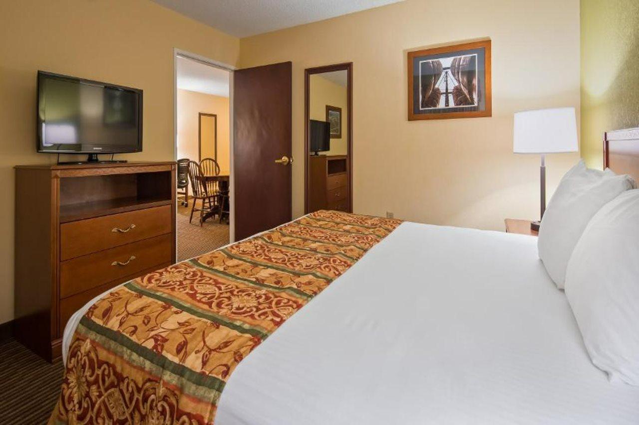 Best Western Lawrenceburg Inn Екстериор снимка