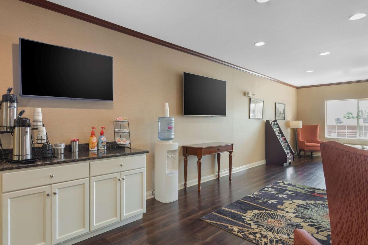 Best Western Lawrenceburg Inn Екстериор снимка