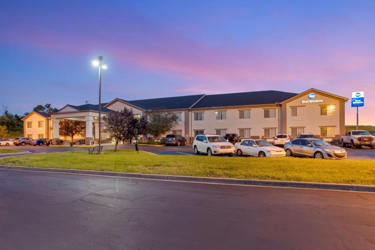 Best Western Lawrenceburg Inn Екстериор снимка