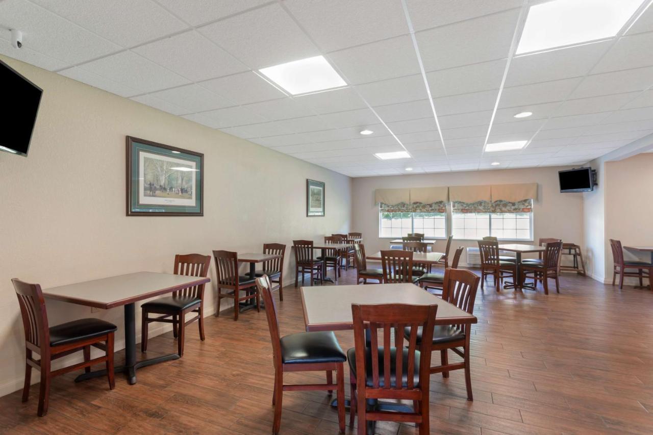 Best Western Lawrenceburg Inn Екстериор снимка