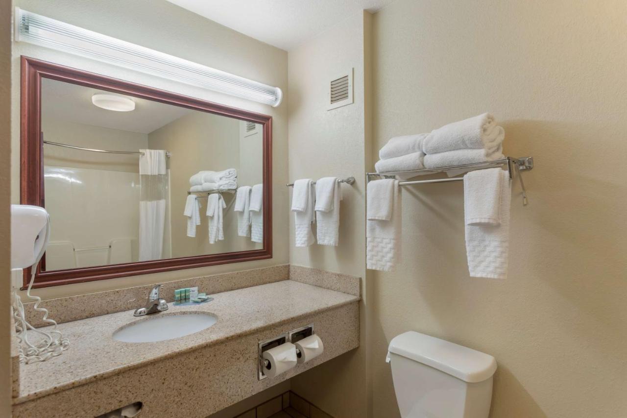 Best Western Lawrenceburg Inn Екстериор снимка