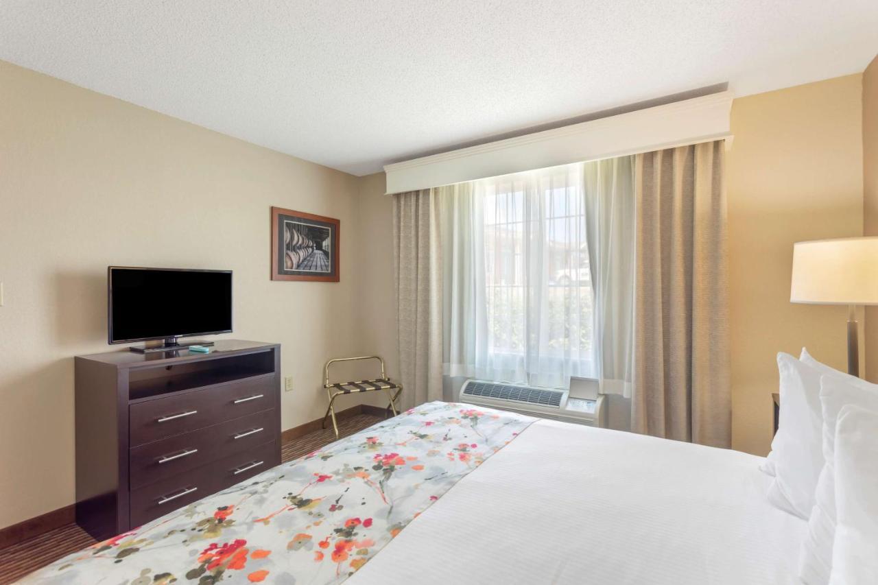Best Western Lawrenceburg Inn Екстериор снимка
