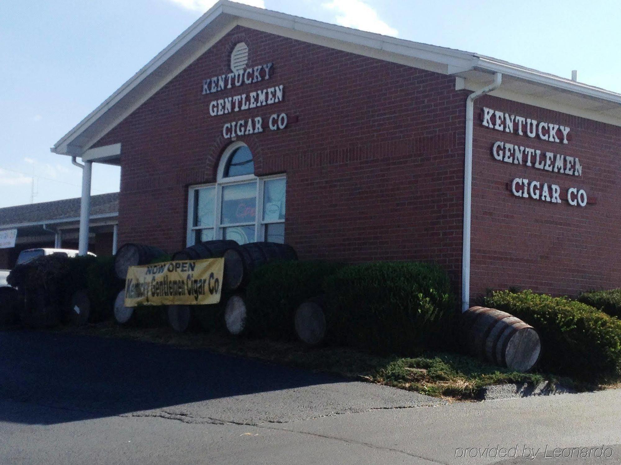 Best Western Lawrenceburg Inn Удобства снимка