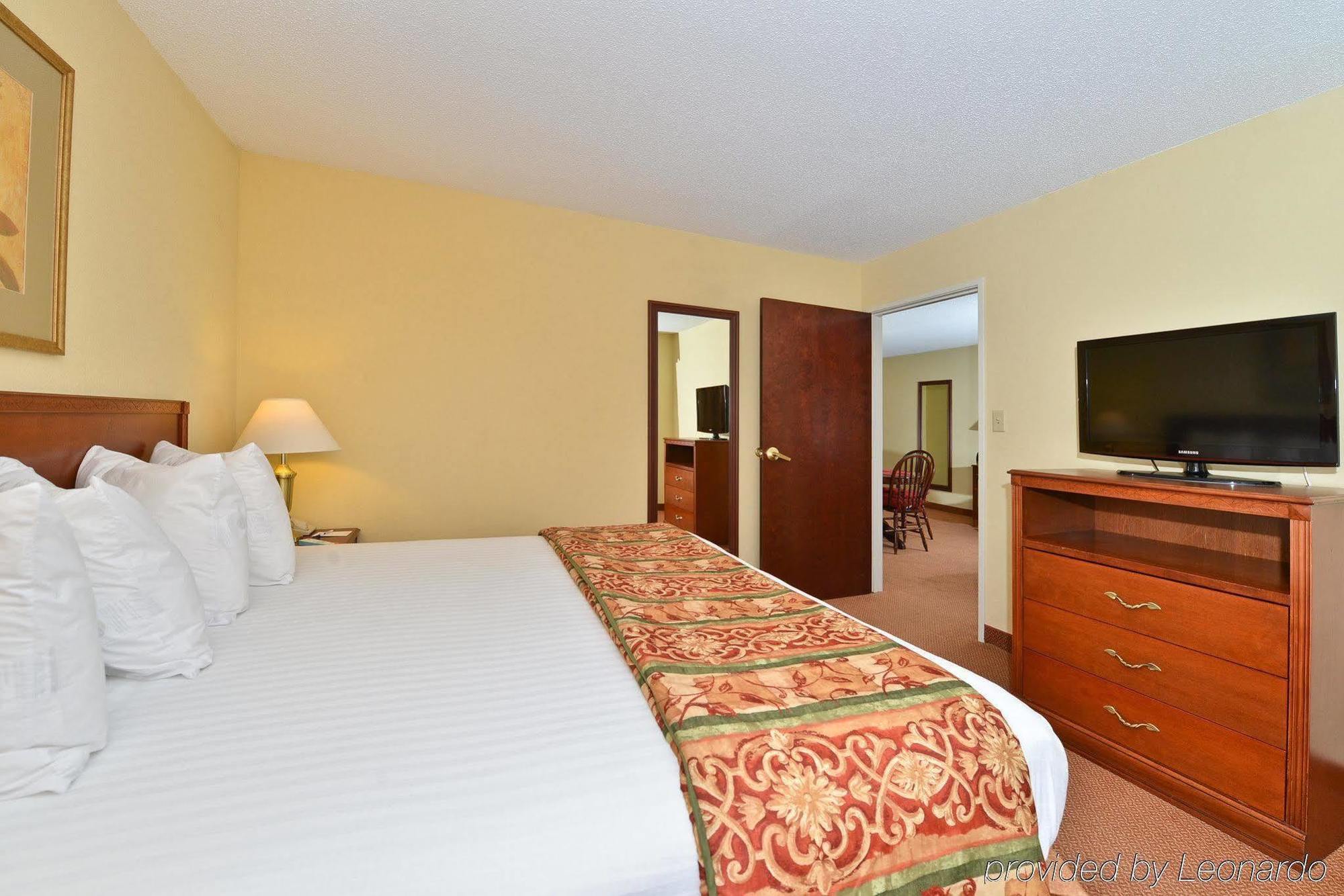 Best Western Lawrenceburg Inn Екстериор снимка