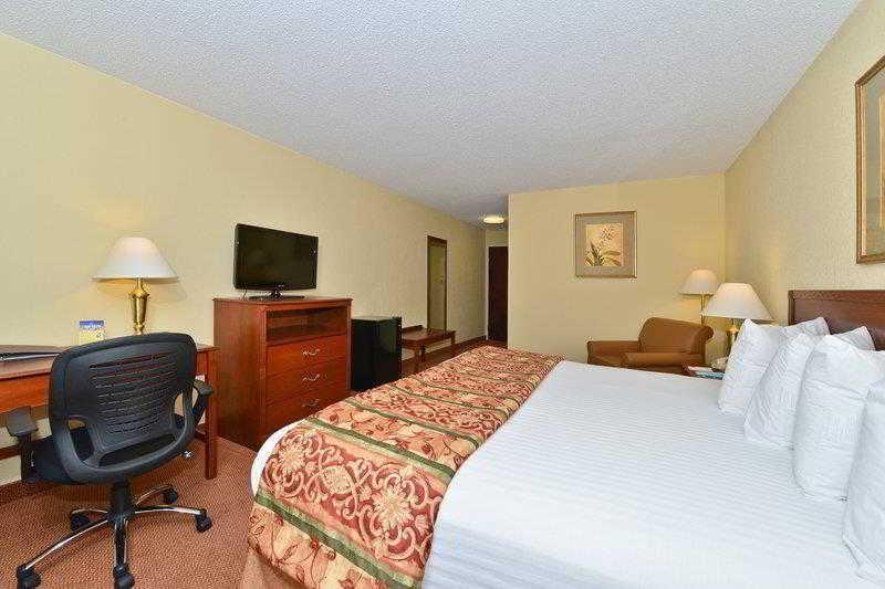 Best Western Lawrenceburg Inn Екстериор снимка